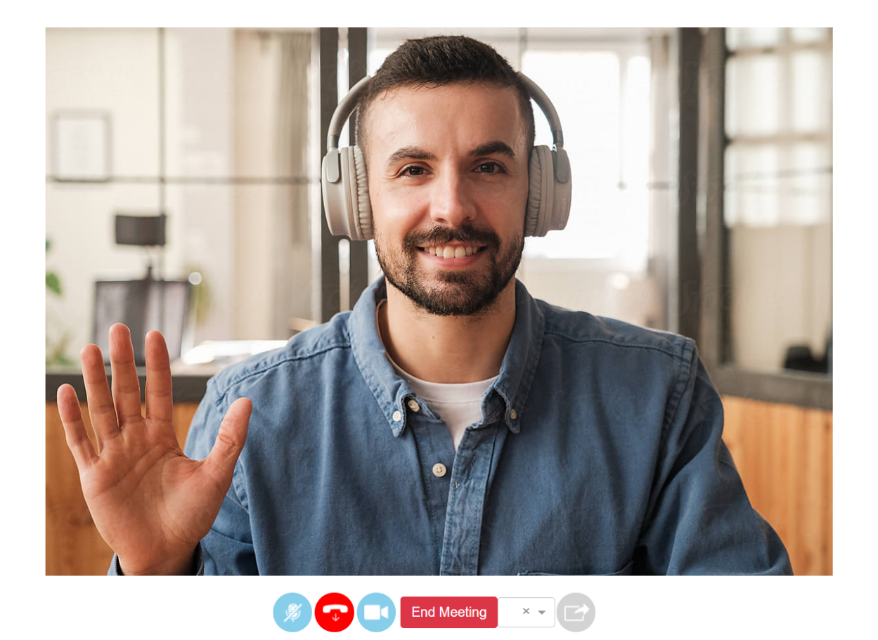 High-definition video chat application for virtual meetings and group calls